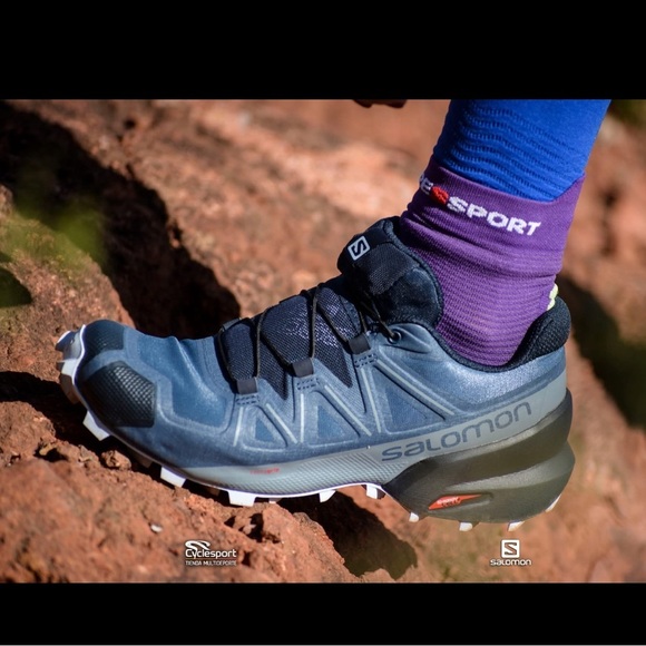 Salomon Shoes - Salomon speedcroos 5 blue  and Blue Athletic Socks